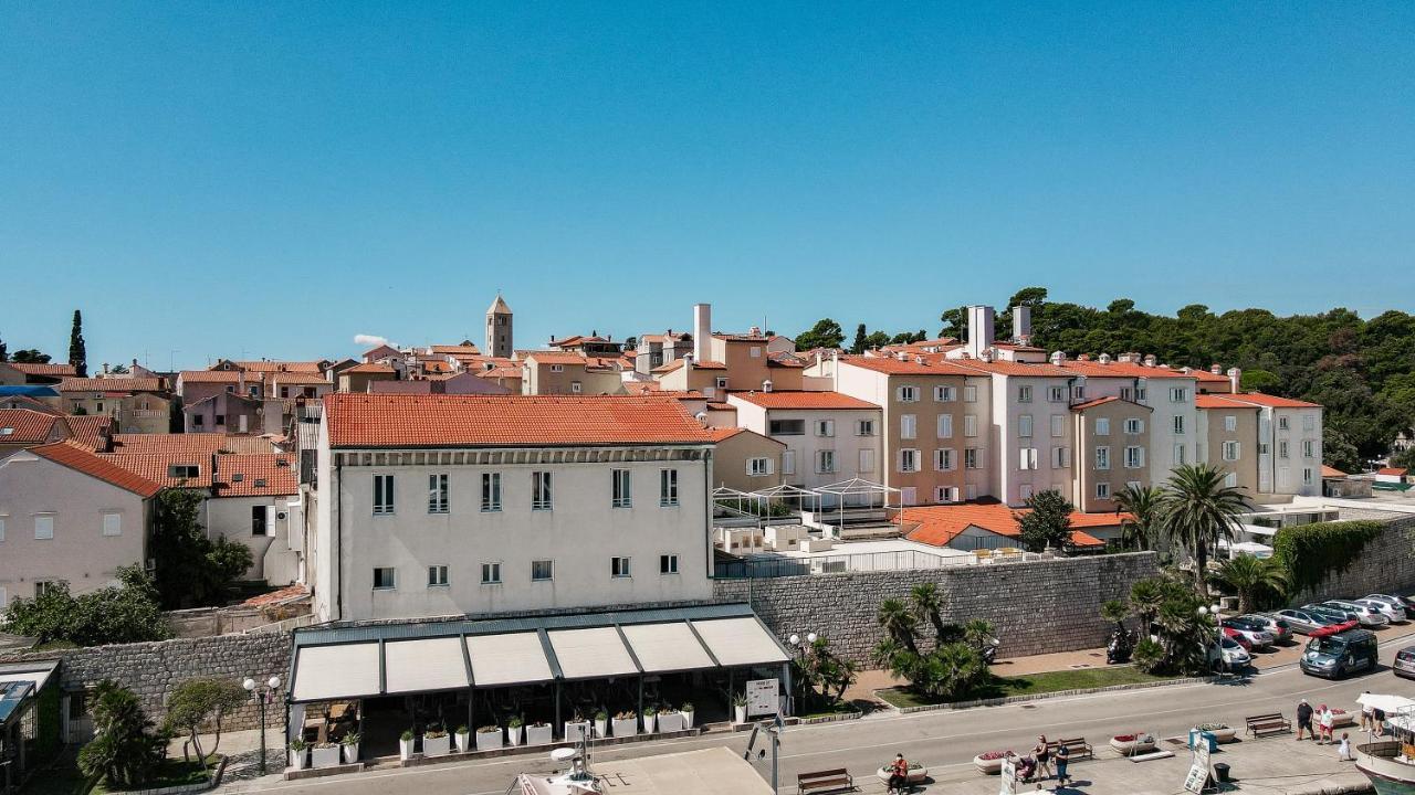 Hotel International Rab Town Exterior foto